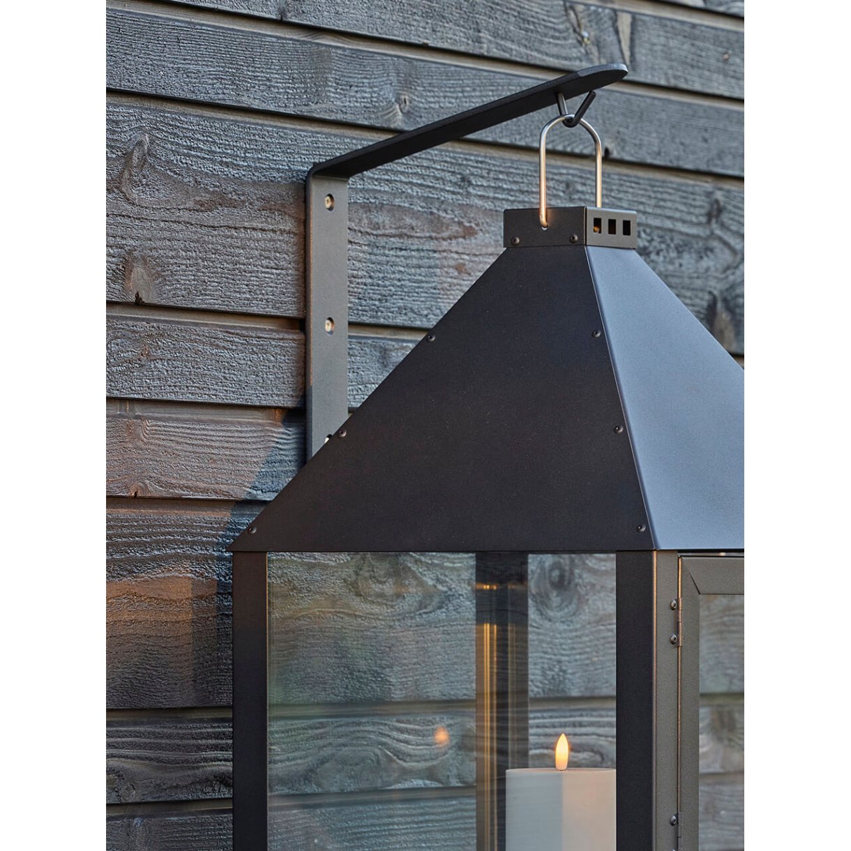 Mega Black Wandhalterung für Laternen ab 52 cm